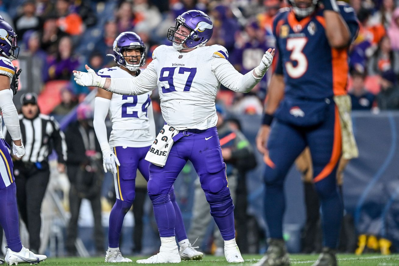 Minnesota Vikings v Denver Broncos