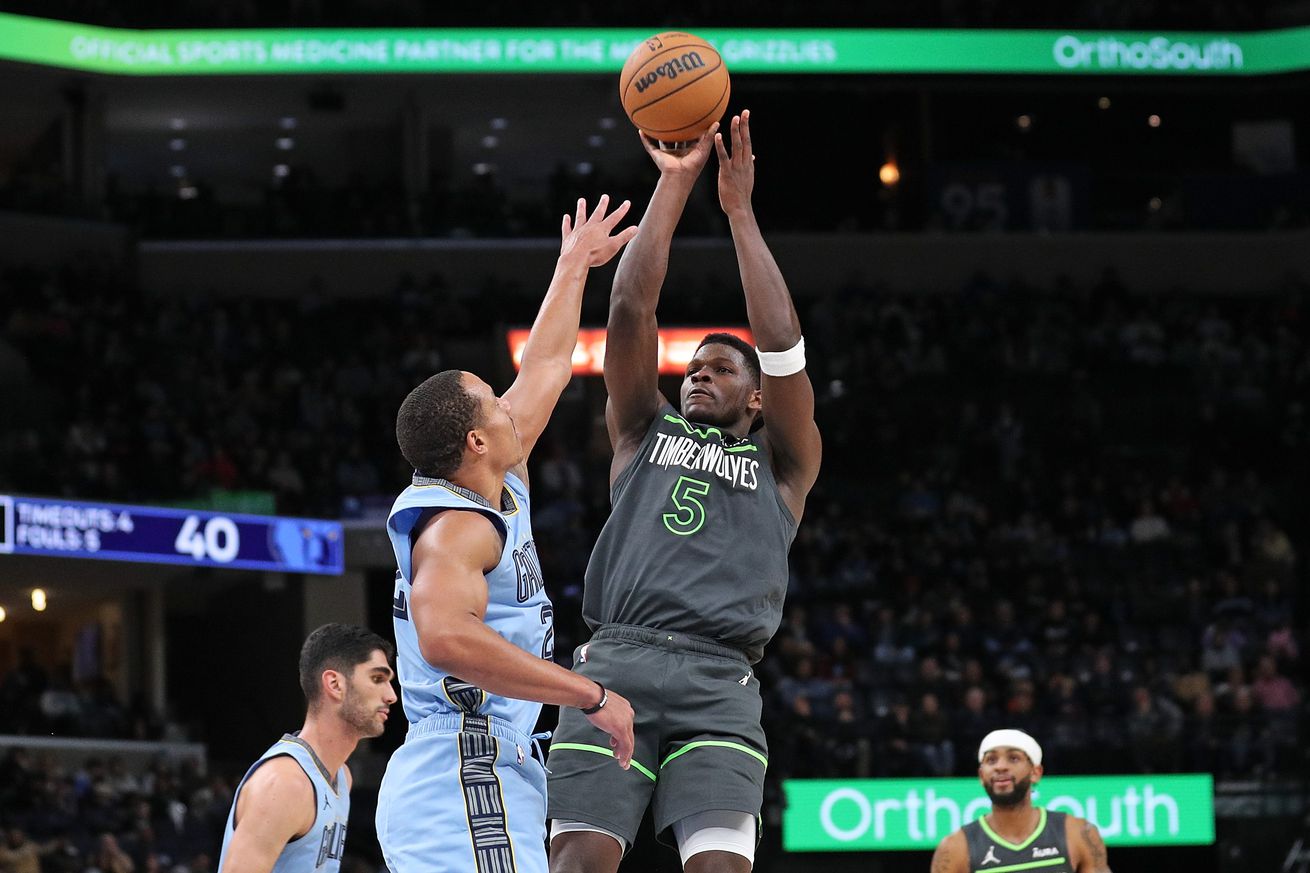 Minnesota Timberwolves v Memphis Grizzlies