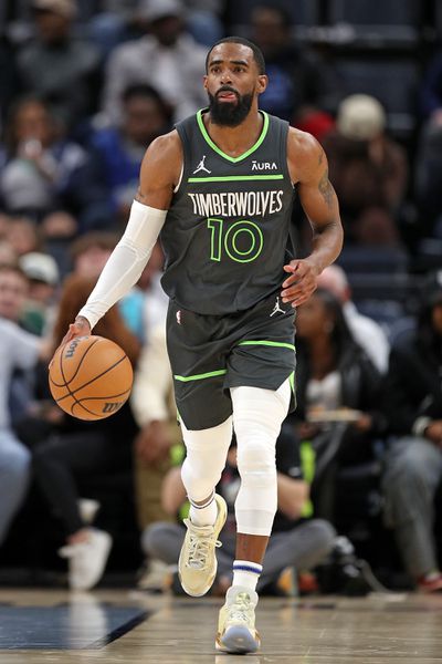 Minnesota Timberwolves v Memphis Grizzlies