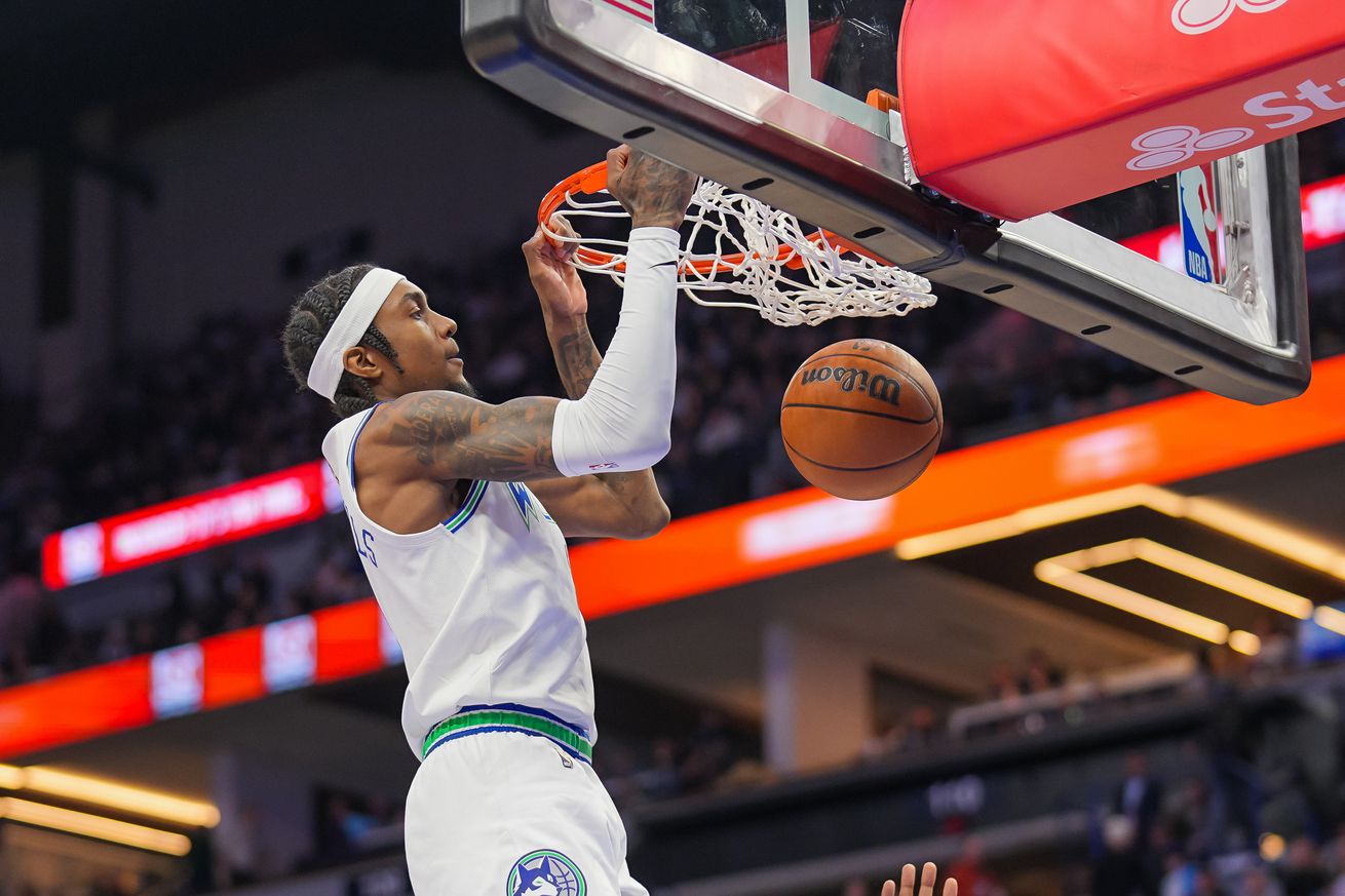 NBA: Memphis Grizzlies at Minnesota Timberwolves
