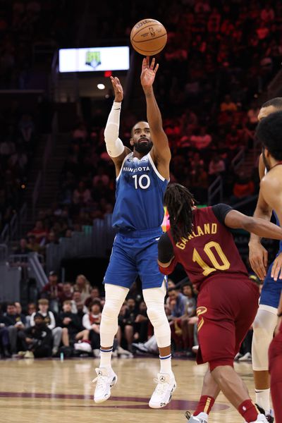 Minnesota Timberwolves v Cleveland Cavaliers