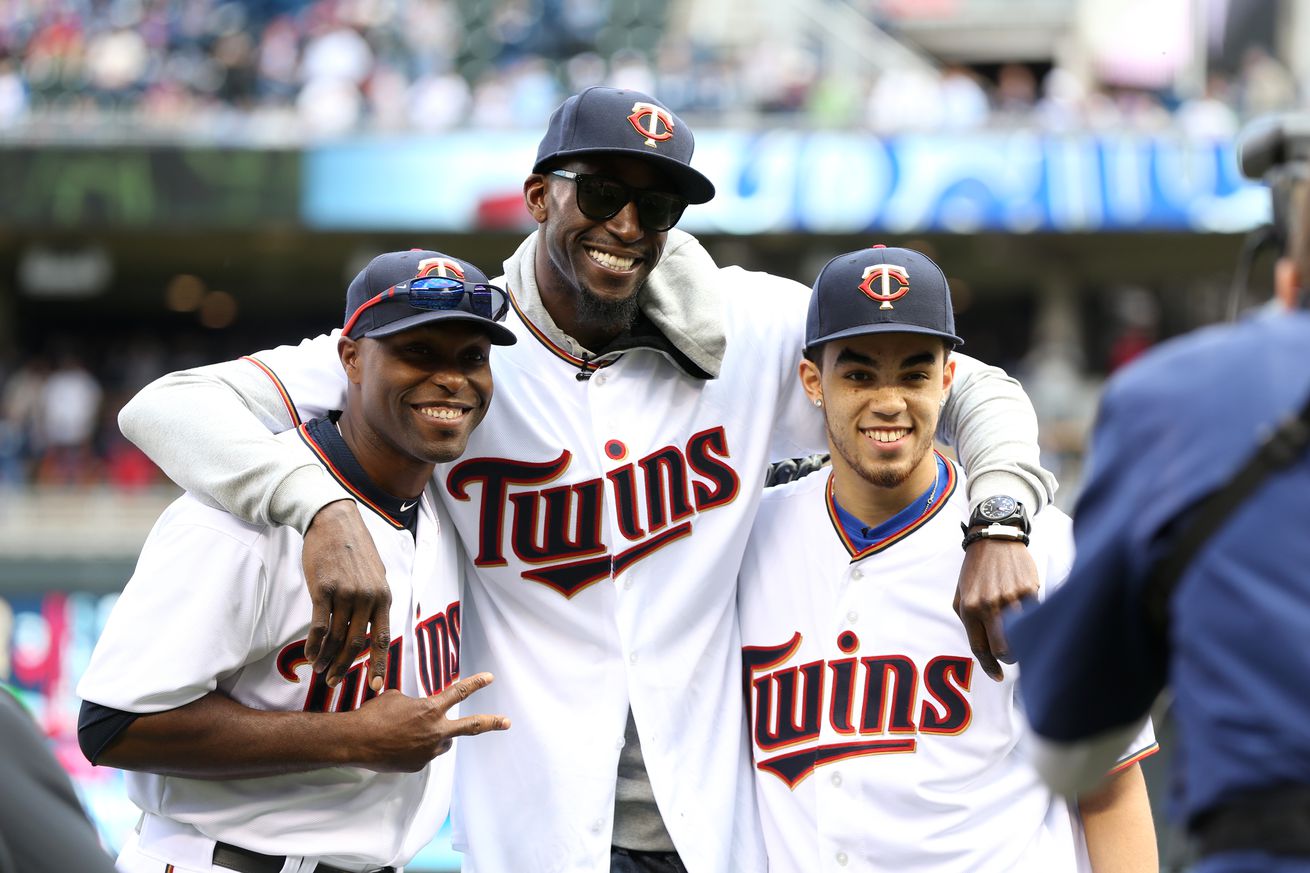 Kevin Garnett Throws out First Pitch at Minnesota Twins Game