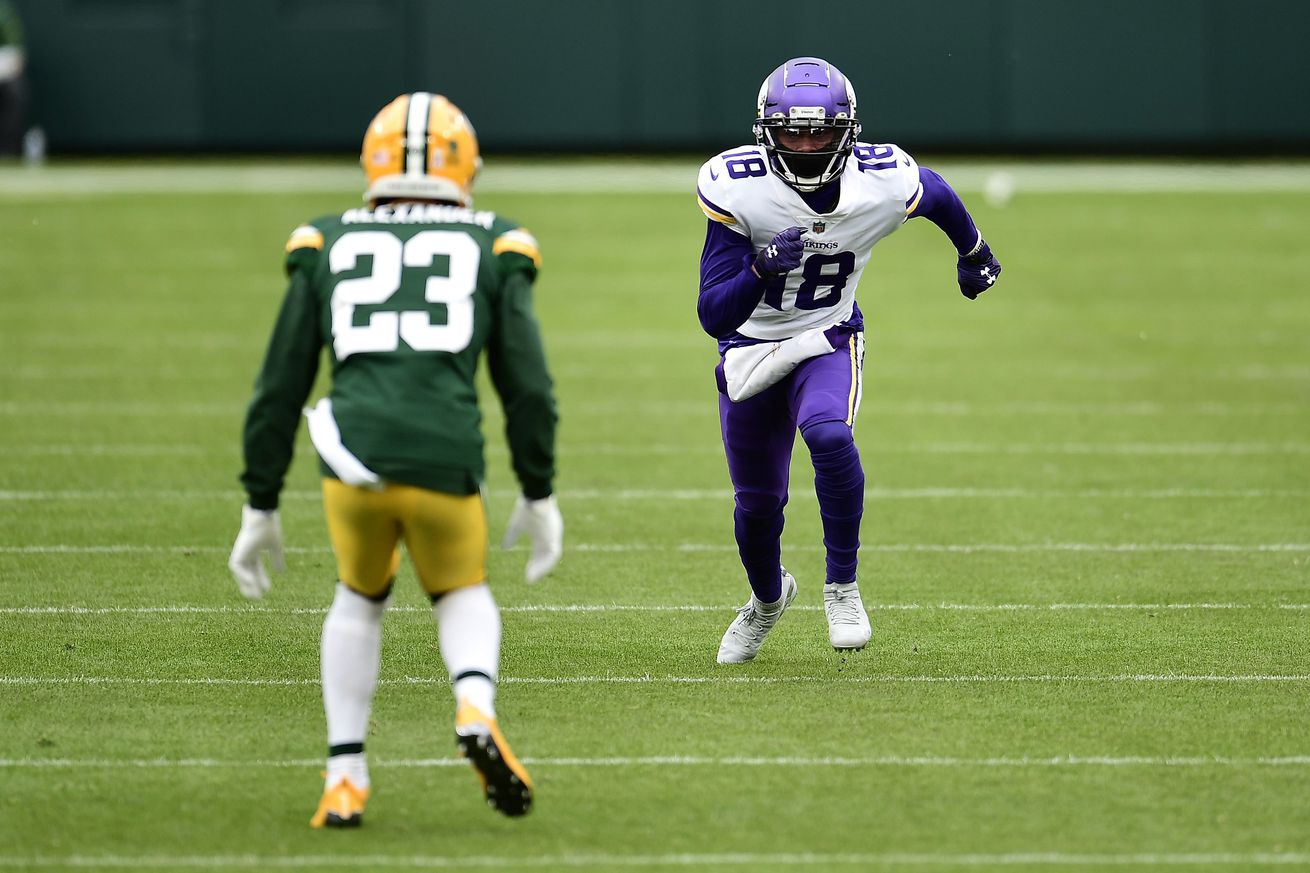Minnesota Vikings v Green Bay Packers
