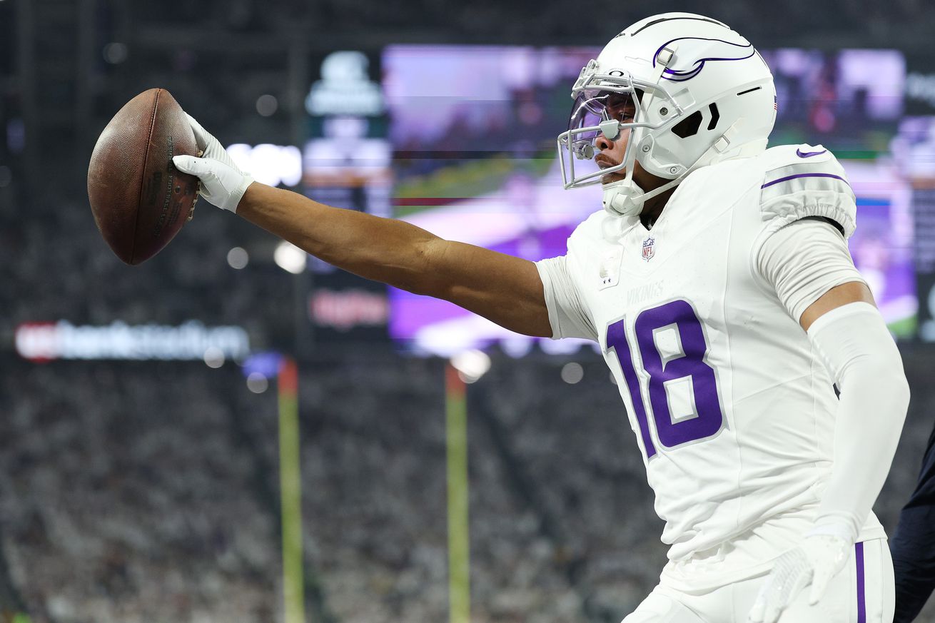 Chicago Bears v Minnesota Vikings