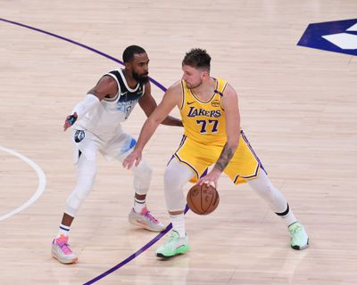 Minnesota Timberwolves v Los Angeles Lakers