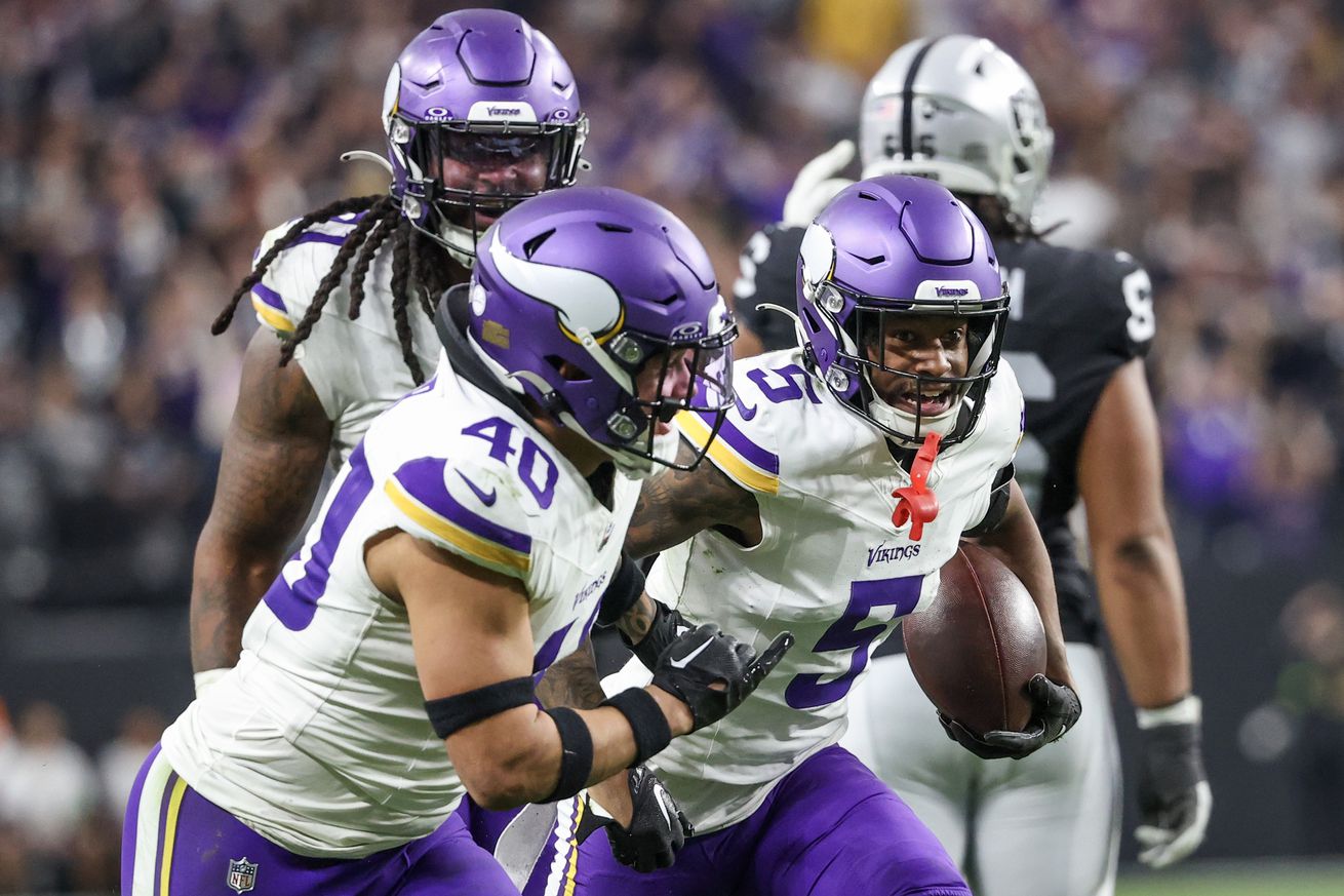 Minnesota Vikings v Las Vegas Raiders