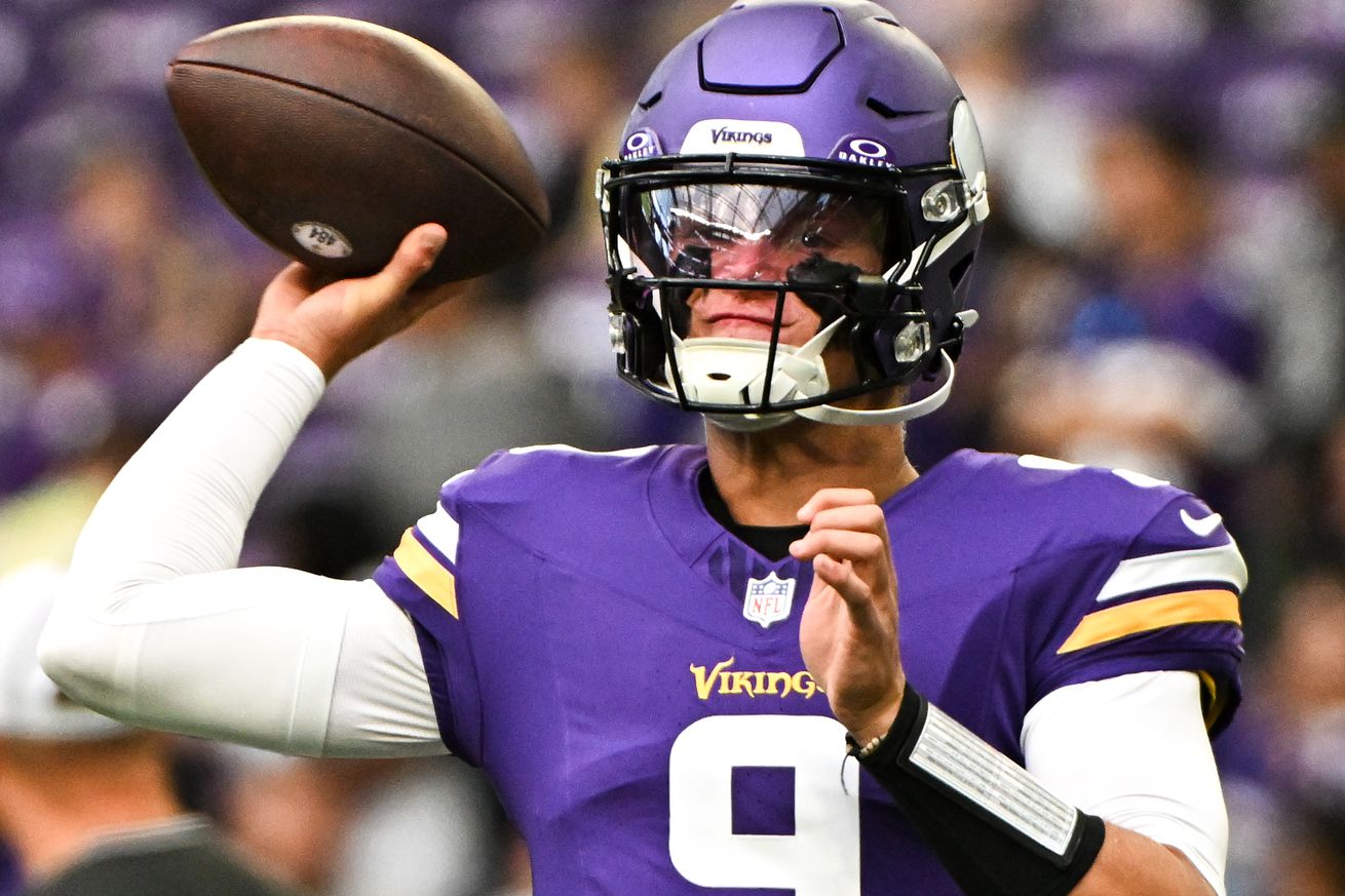 Las Vegas Raiders v Minnesota Vikings