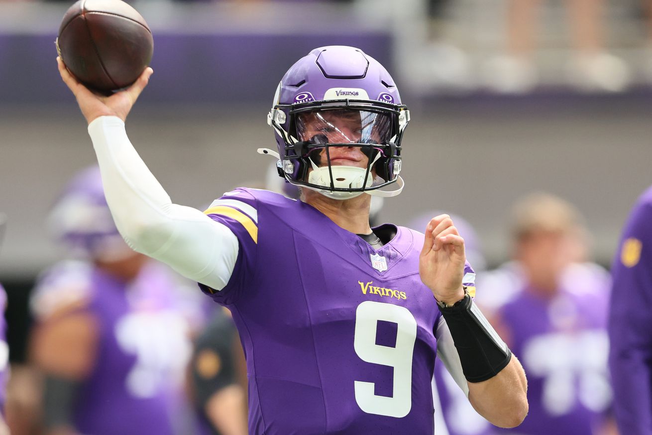 Las Vegas Raiders v Minnesota Vikings