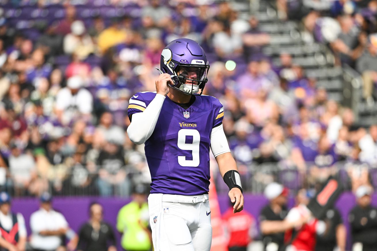 Las Vegas Raiders v Minnesota Vikings