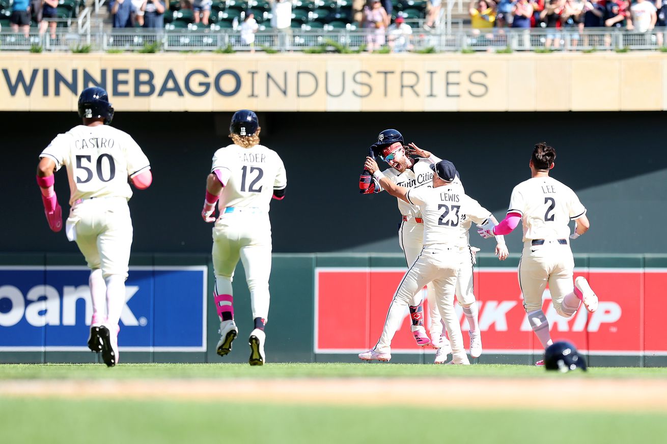 San Francisco Giants v Minnesota Twins