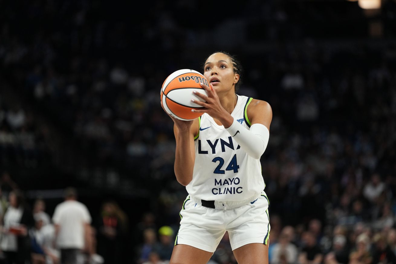 Connecticut Sun v Minnesota Lynx