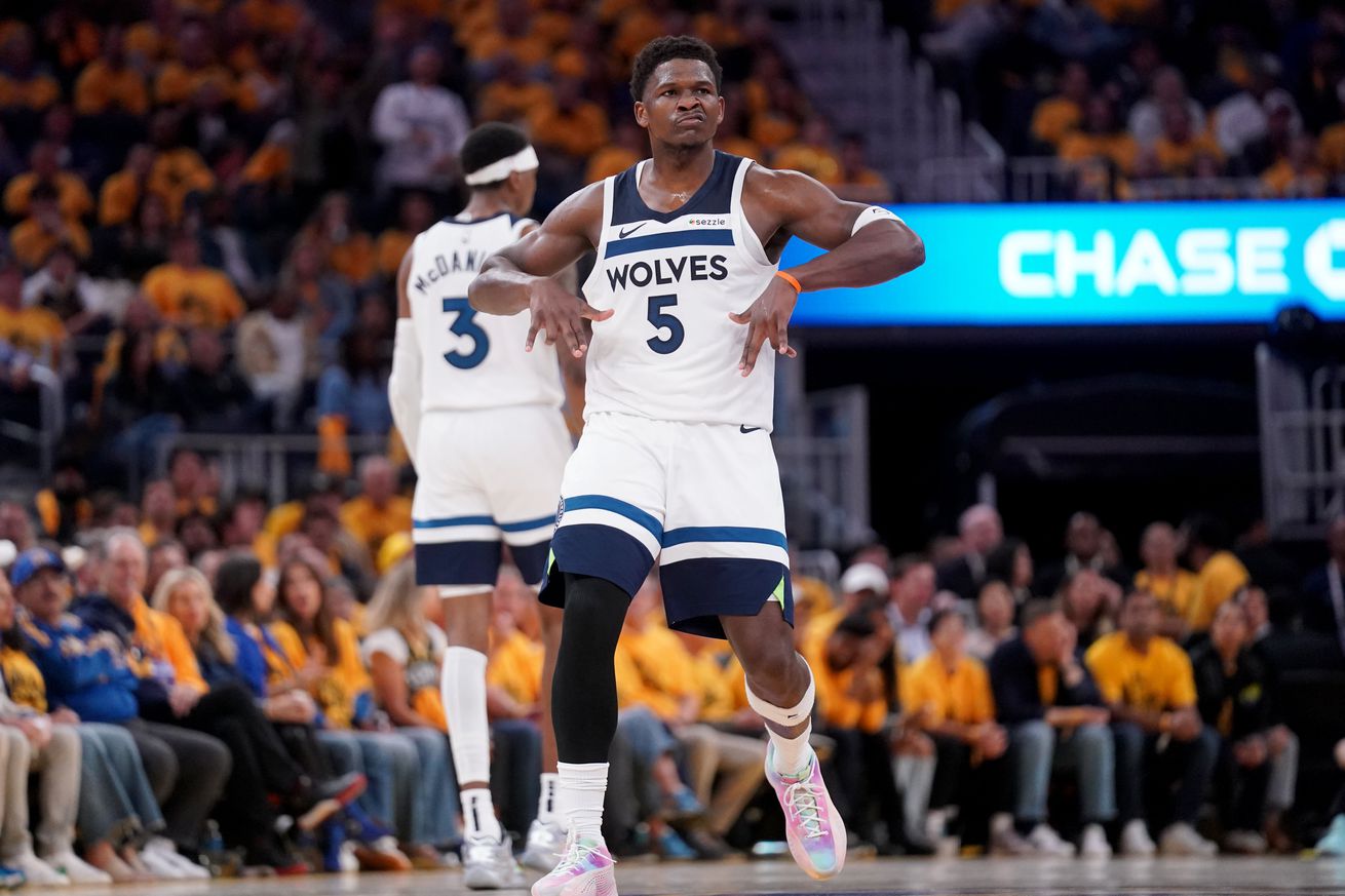NBA: Playoffs-Minnesota Timberwolves at Golden State Warriors
