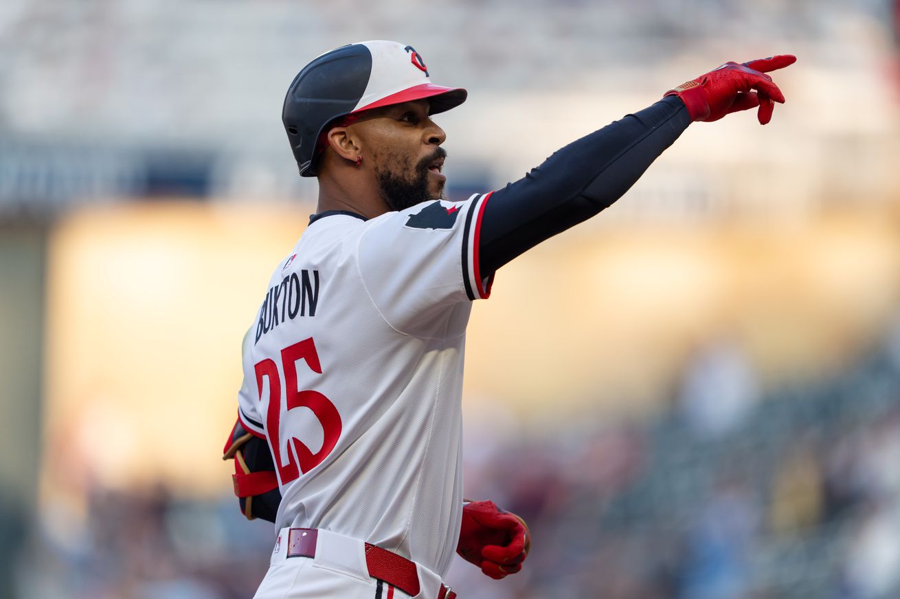 MLB: Texas Rangers at Minnesota Twins