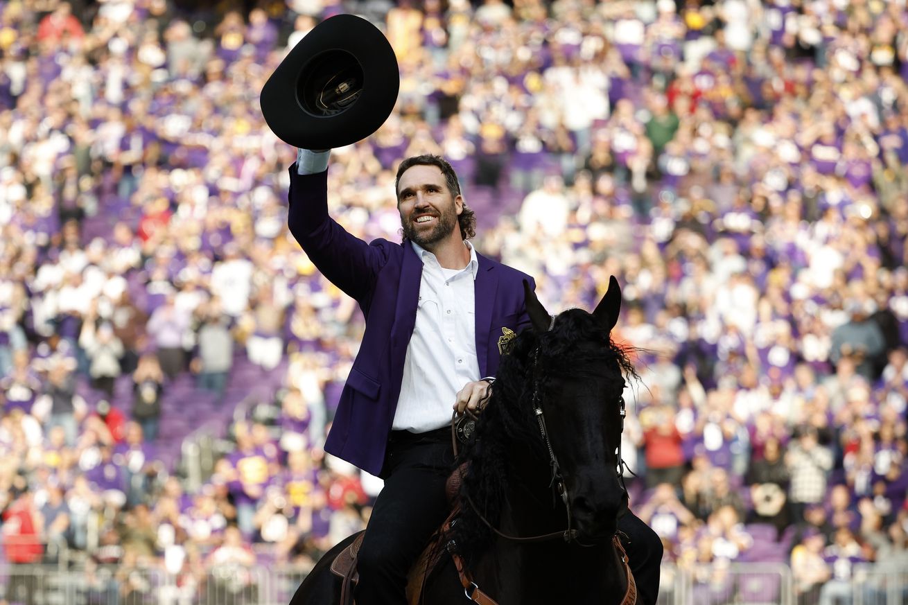 Arizona Cardinals v Minnesota Vikings