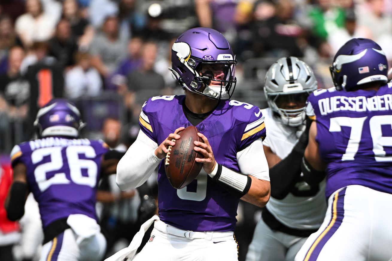 Las Vegas Raiders v Minnesota Vikings
