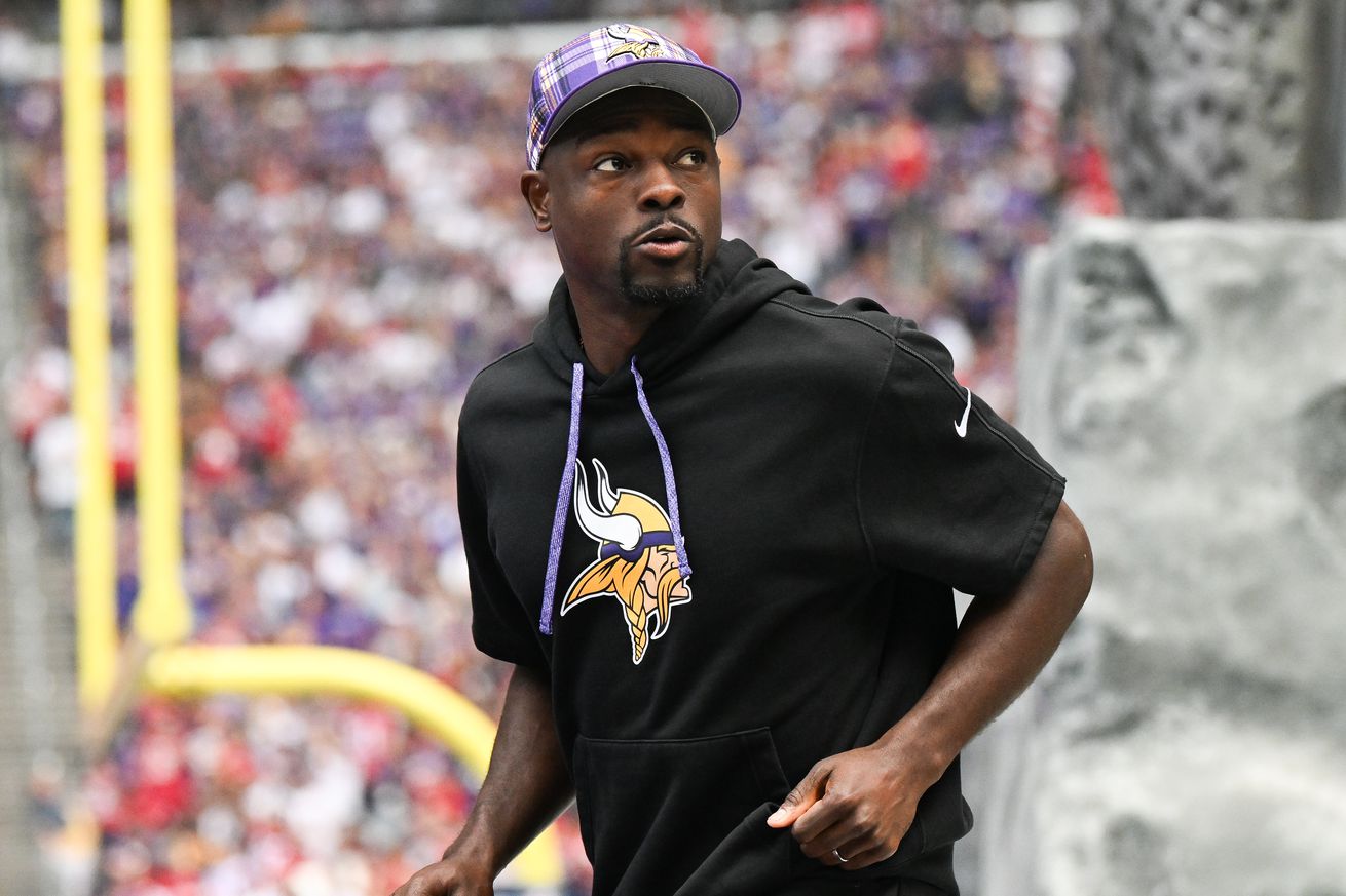San Francisco 49ers v Minnesota Vikings