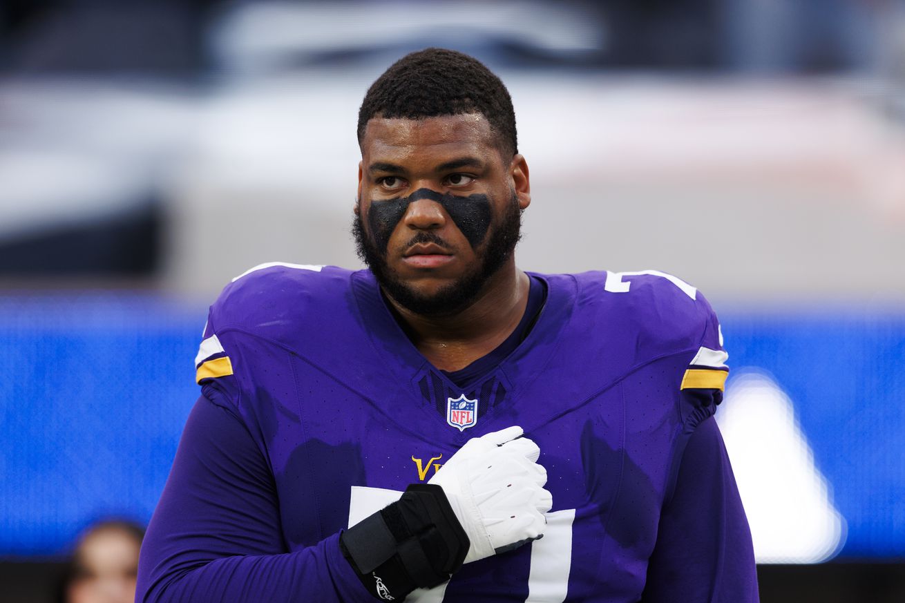 Minnesota Vikings v Los Angeles Rams