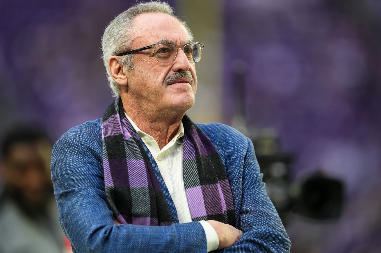 Green Bay Packers v Minnesota Vikings