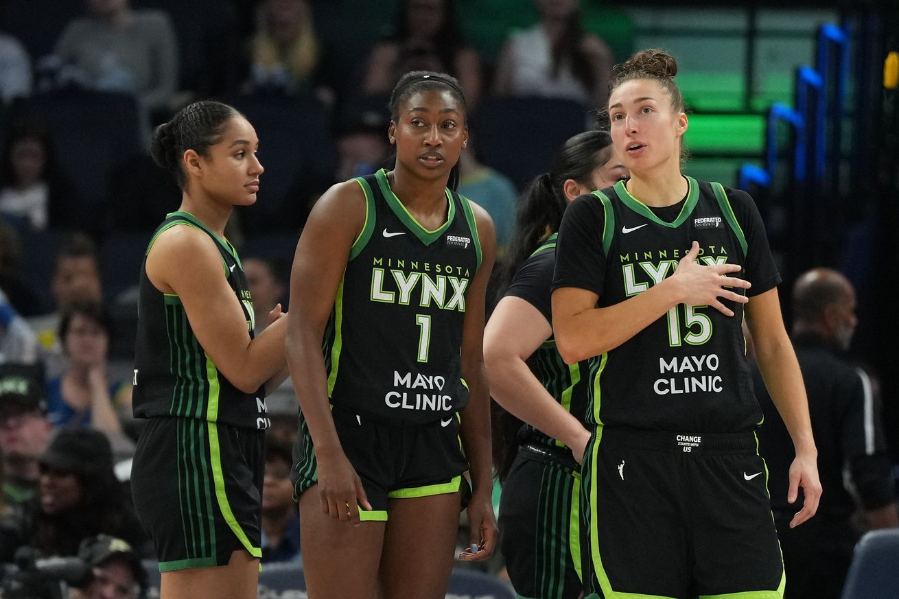 Phoenix Mercury v Minnesota Lynx