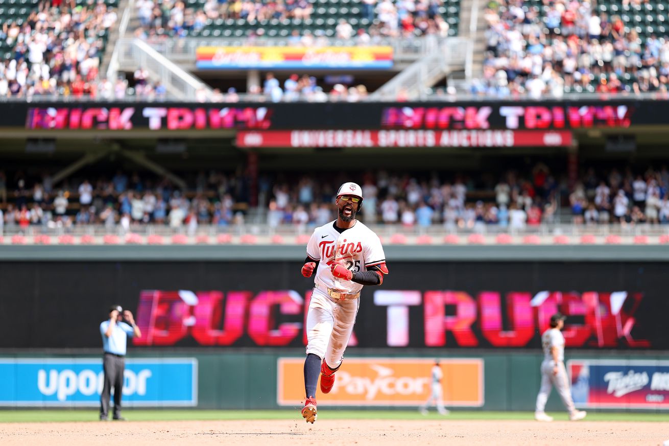 Pittsburgh Pirates v Minnesota Twins