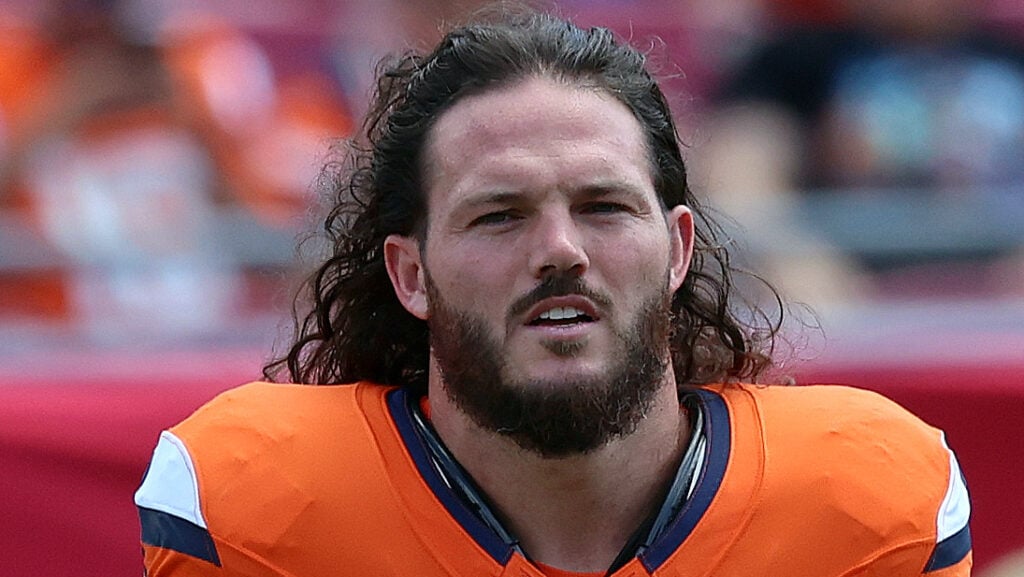 Alex Singleton, Denver Broncos